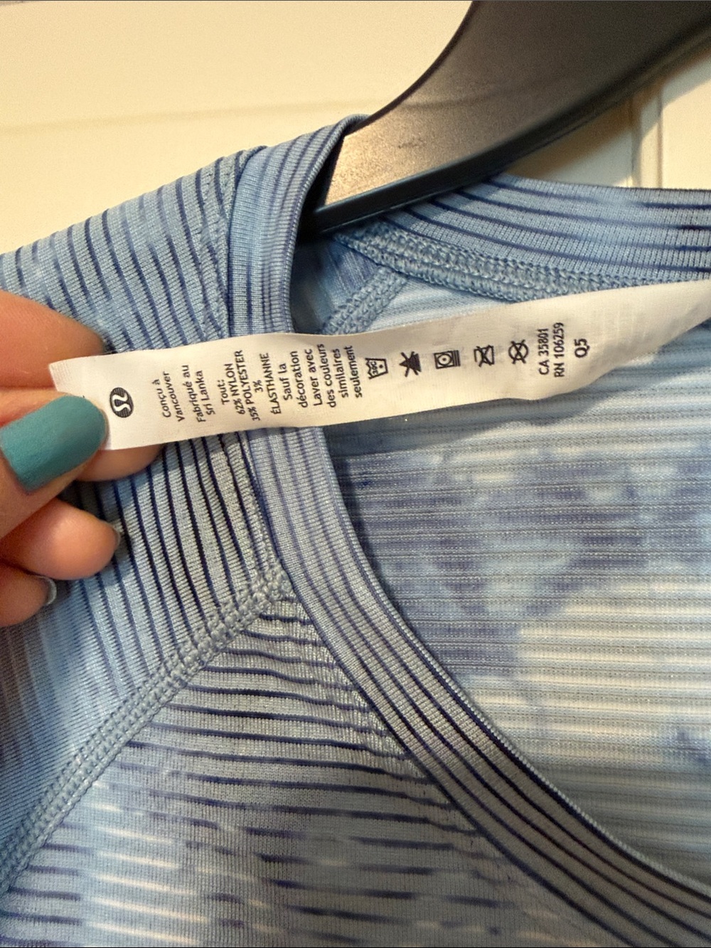 Lululemon Women’s Short Sleeve Tie-Dye Active Tee - Light Blue - Picture 5 of 15
